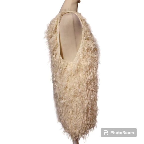 TCEC Woman's Size Large Cream White Faux Fur Fuzzy Shaggy Sleeveless Cardigan Ve - Picture 4 of 6